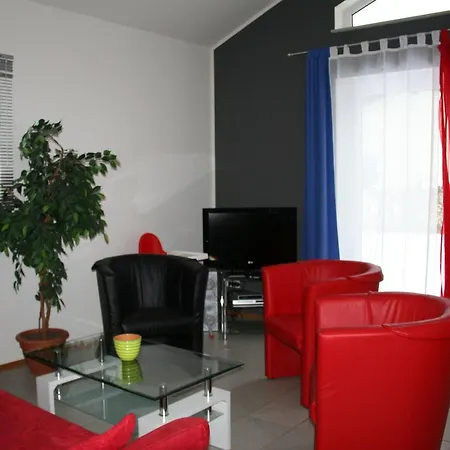 Сasa de vacaciones With Dishwasher, In A Area *