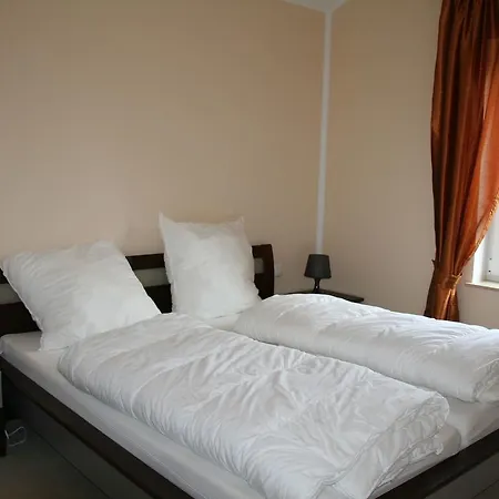 Holiday home In Eifel Near Forest And Mountains Kopp