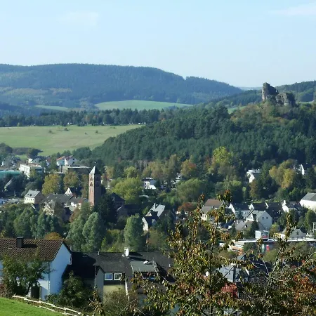 Holiday home In Eifel Near Forest And Mountains *