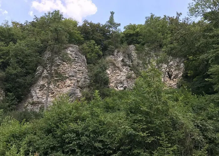 Dom wakacyjny In Eifel Near Forest And Mountains